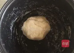 Illustration of how to fill egg cakes with cake embryos 6