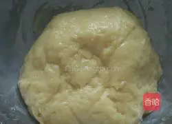 Illustration of how to make raisin waffles 3