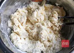 Illustration of how to make green onion layer cake 1