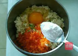 Illustration of how to make pan-fried carrot and tofu patties 6