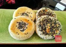 Illustration of making glutinous rice flour sesame cake 6