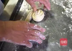 Illustration of how to make hand cakes 8