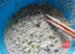 Illustration of how to make lettuce pancakes 2