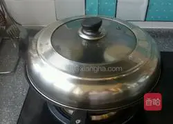 Illustration of how to make the Onion Mendiced Meat Patties 9