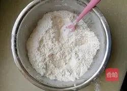 Illustration of how to make Shao Kezi (Scones) 1