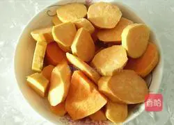 Illustration of how to make pan-fried sweet potato glutinous rice cakes 1