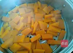 Illustration of how to make steamed pumpkin cake 2