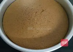 Illustration of how to make eight-inch animal cream cake 7