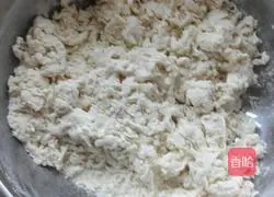 Illustration of how to make spicy scallion pancake 2