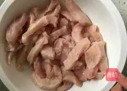 Illustration of how to make Beijing sauce chicken fillet rolls 2