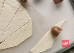 Illustration of how to make hand-made sausage cakes 4
