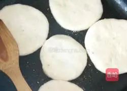 Pork Pie Recipe Illustration 3