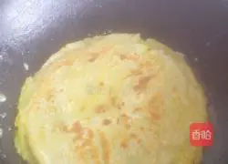 Illustration of how to make chive egg pancake 4