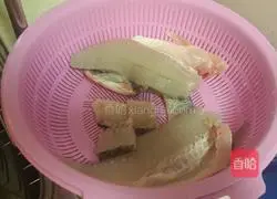 Illustration of how to make seabass cake 1