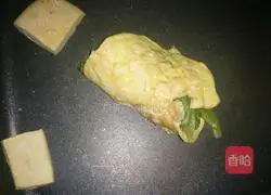 Illustration of how to make egg curd cakes 5