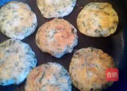 Illustration of how to make Caotou Shaobing 6