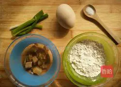 Illustration of how to make egg pancake 1