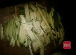 Illustration of how to make stir-fried gingerbread melon 2