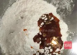 Illustration of how to make baby shrimp crackers 4