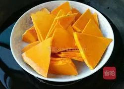 Illustration of how to make pumpkin cake 1