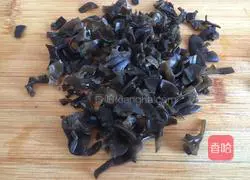 Illustration of how to make caviar mixed rice with rice 1