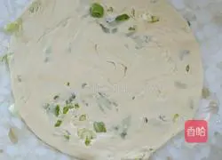 Illustration of how to make green onion cake 7