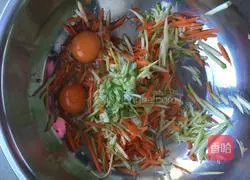 Illustration of how to make zucchini cake 2