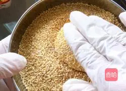 Illustration of making honey bean pumpkin cake 15