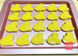 Illustration of how to make salted egg yolk soufflé 15