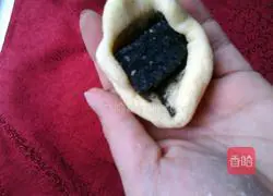 Glutinous rice and millet Illustration of how to make black sesame cake 4