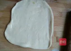 Illustration of how to make scallion pancakes 2