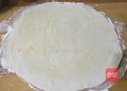 Illustration of how to make oily sesame cake 10