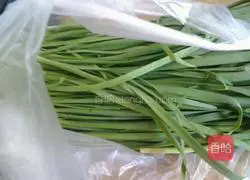 Illustration of how to make fried leek pancakes 2