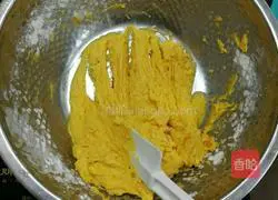 Mozzarella Cheese Pumpkin Pie (and Bean Paste Filling) Recipe Illustration 2