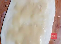 Illustration of how to make hand-shredded biscuits 4