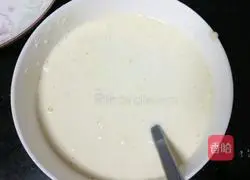 Illustration of how to make egg pancakes 3