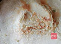 Illustration of how to make green onion and egg pancakes 3