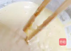 Illustration 4 of how to make corn flour pancakes (spread yellow)