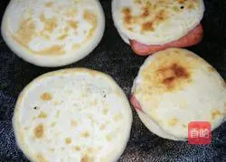 Illustration of how to make leek and egg cakes 7