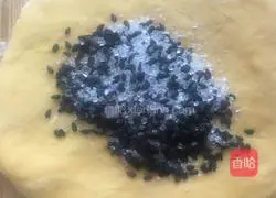 Illustration of how to make pumpkin dough sugar cake 9