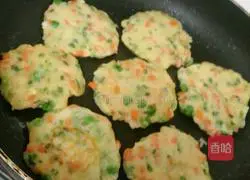 Illustration of how to make pastoral potato pancakes 8