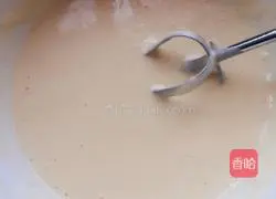 Baking powder-free and oil-free strawberry waffle recipe illustration 3