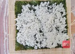 Family version of simple sushi recipe illustration 4