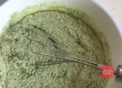 Matcha Cream Cake Roll Recipe Illustration 3