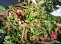 Illustration of how to make fried pancakes 6