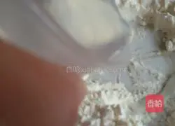 Illustration of how to make mung bean cake 7