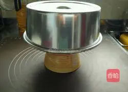 eight Illustration of how to make fresh milk chiffon cake 18