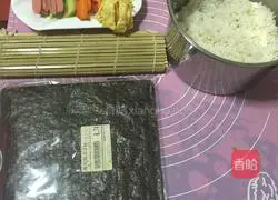 Illustration of how to make sushi 1