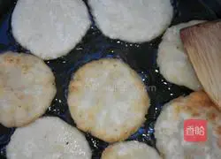 Illustration of how to make hot noodle cakes 4