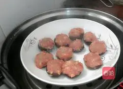 Illustration of how to make steamed meatloaf with mushrooms 7